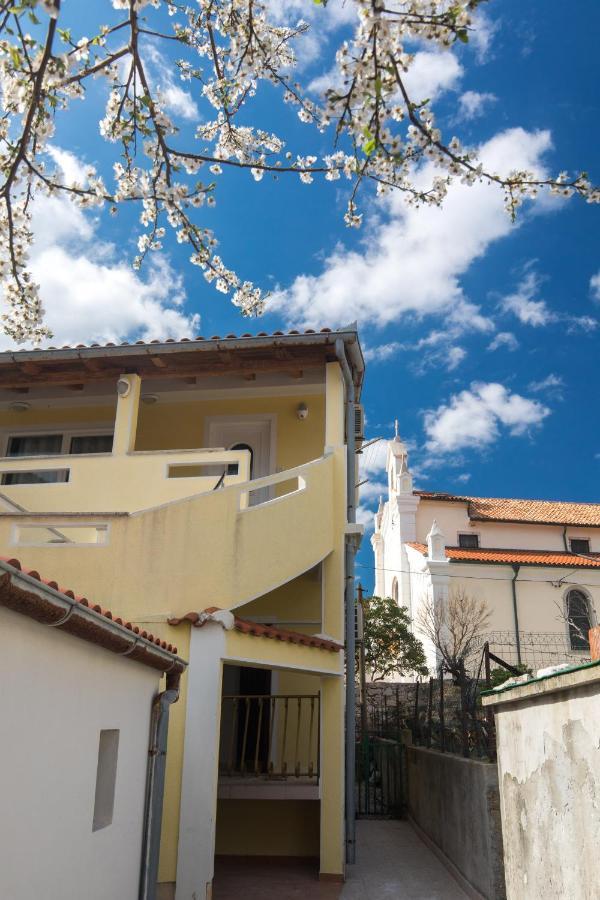 Apartments Darko Near The Sea Baška Exterior foto